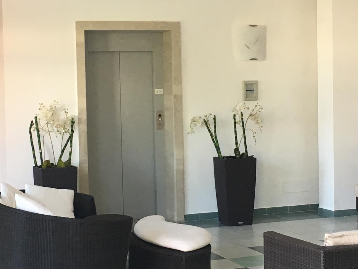 פונטנה ביאנקה Hotel Bulla Regia מראה חיצוני תמונה