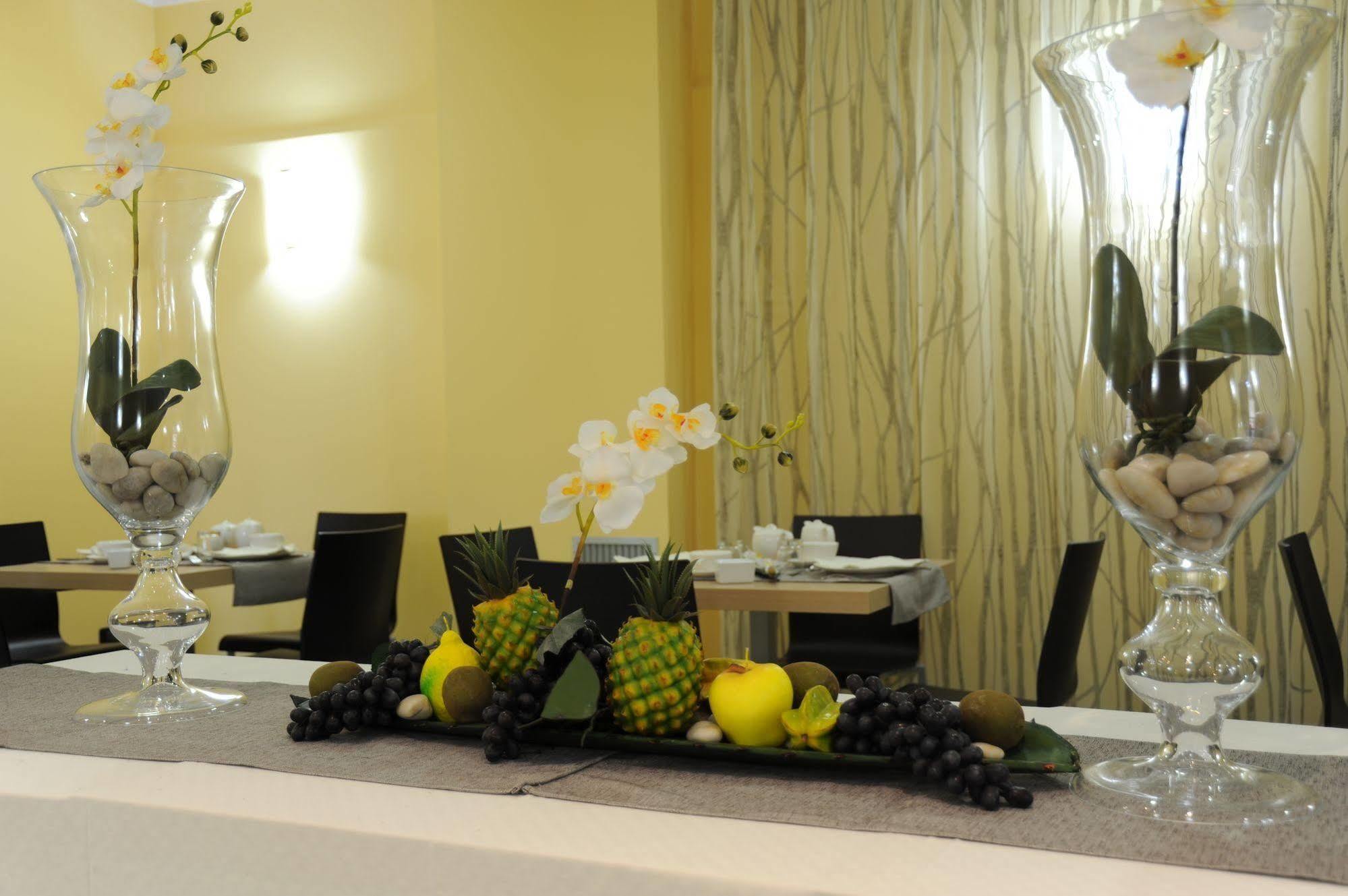 פונטנה ביאנקה Hotel Bulla Regia מראה חיצוני תמונה