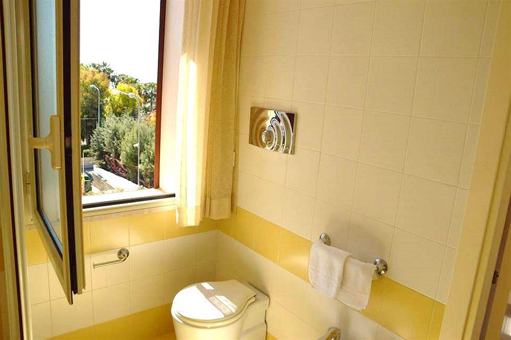 פונטנה ביאנקה Hotel Bulla Regia מראה חיצוני תמונה